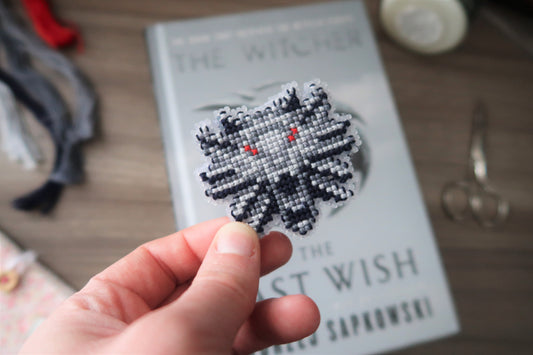 Cross-stitch pattern - Médaillon de Witcher 3