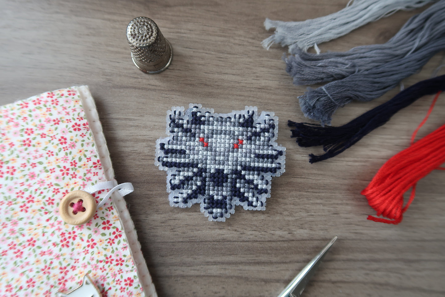 Cross-stitch pattern - Médaillon de Witcher 3